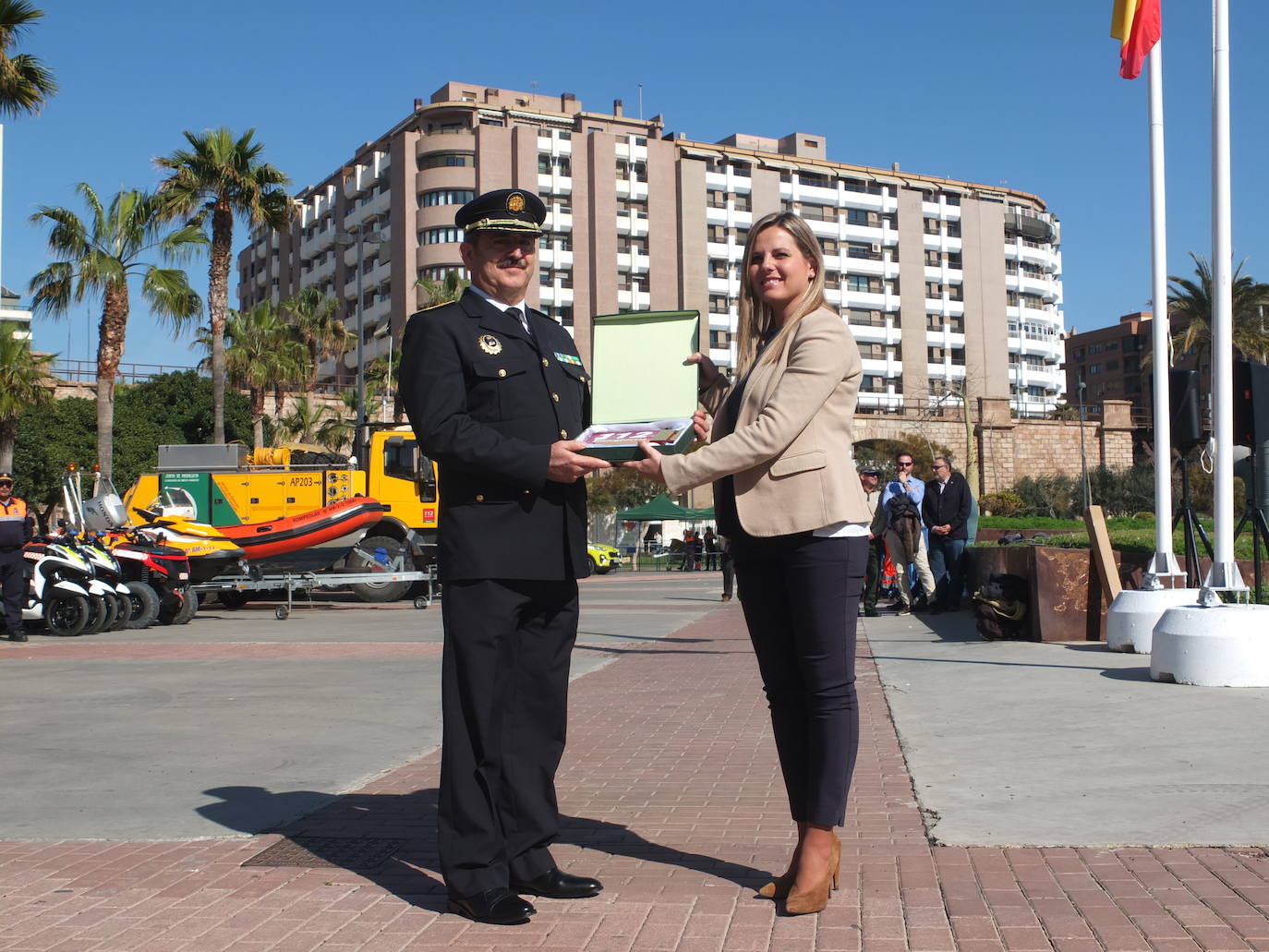 El Parque de las Almadrabillas acoge un multitudinario acto conmemorativo del Día Europeo del Servicio de Emergencias