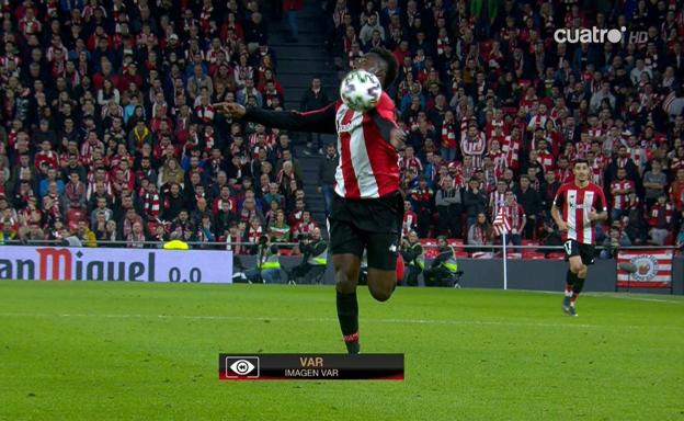 El Granada pidió mano de Williams en el gol de Muniain