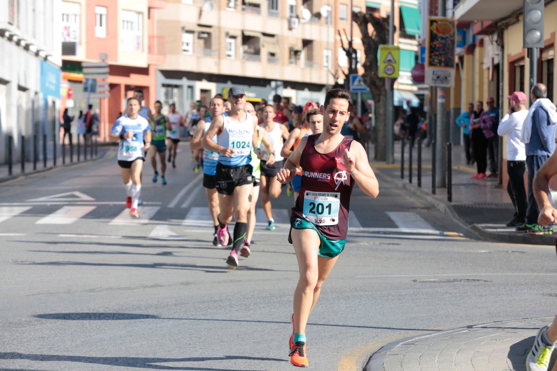 Manuel Santiago vuelve a imponerse en categoría masculina mientras que Zhor El Amrani vence con autoridad en categoría femenina