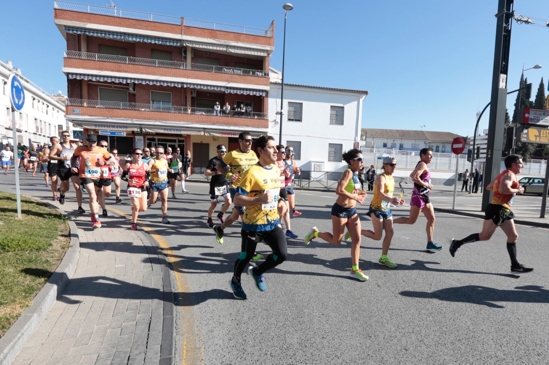 Manuel Santiago vuelve a imponerse en categoría masculina mientras que Zhor El Amrani vence con autoridad en categoría femenina