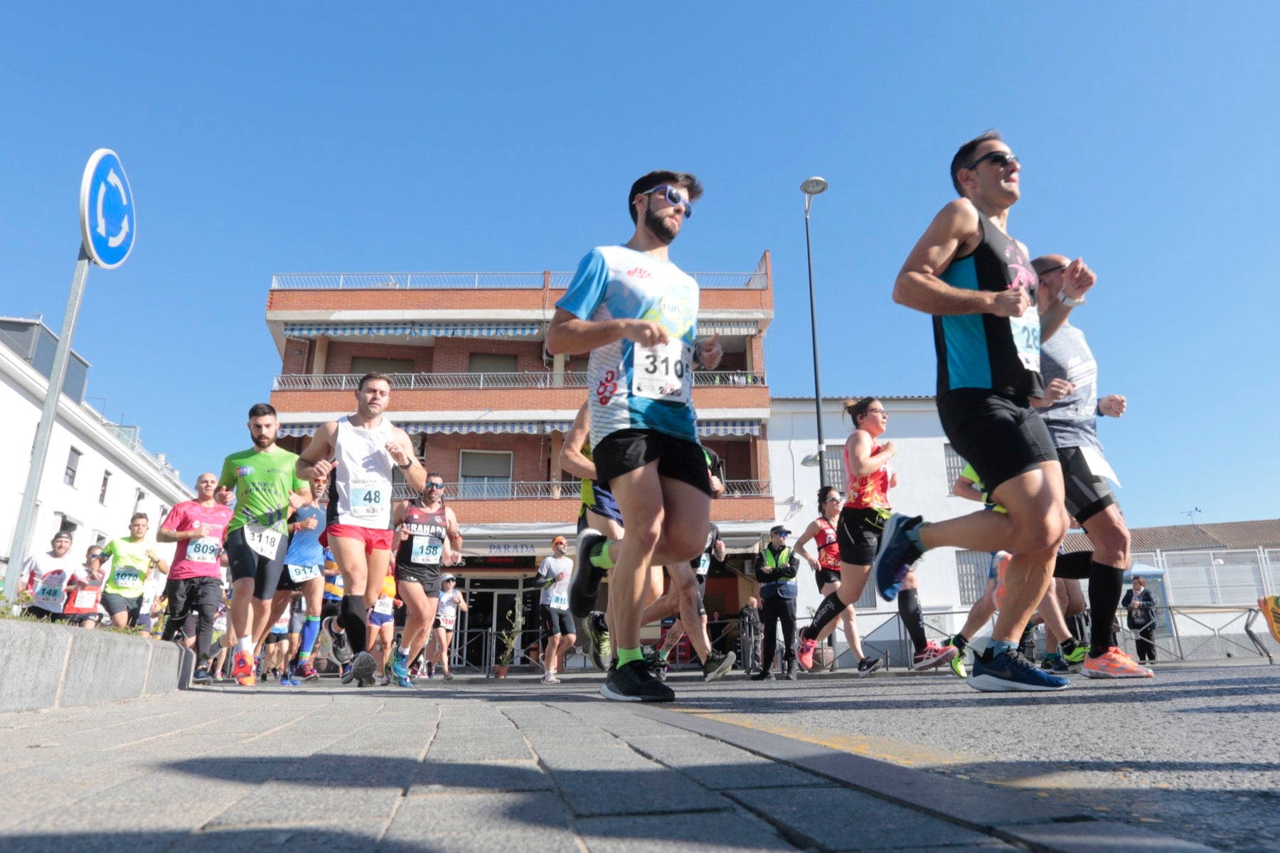 Manuel Santiago vuelve a imponerse en categoría masculina mientras que Zhor El Amrani vence con autoridad en categoría femenina