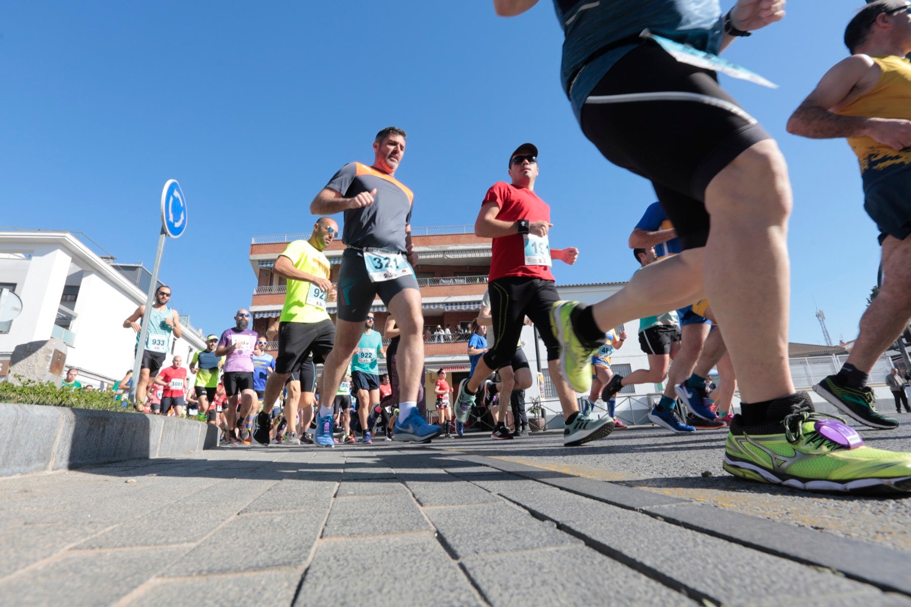 Manuel Santiago vuelve a imponerse en categoría masculina mientras que Zhor El Amrani vence con autoridad en categoría femenina