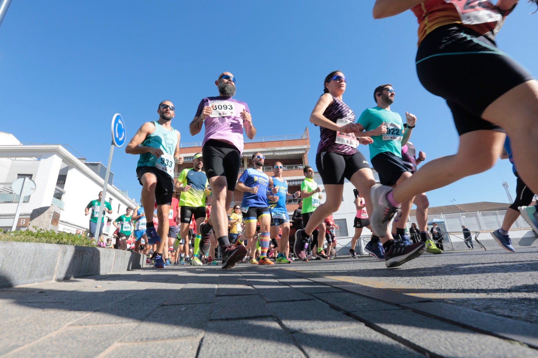 Manuel Santiago vuelve a imponerse en categoría masculina mientras que Zhor El Amrani vence con autoridad en categoría femenina