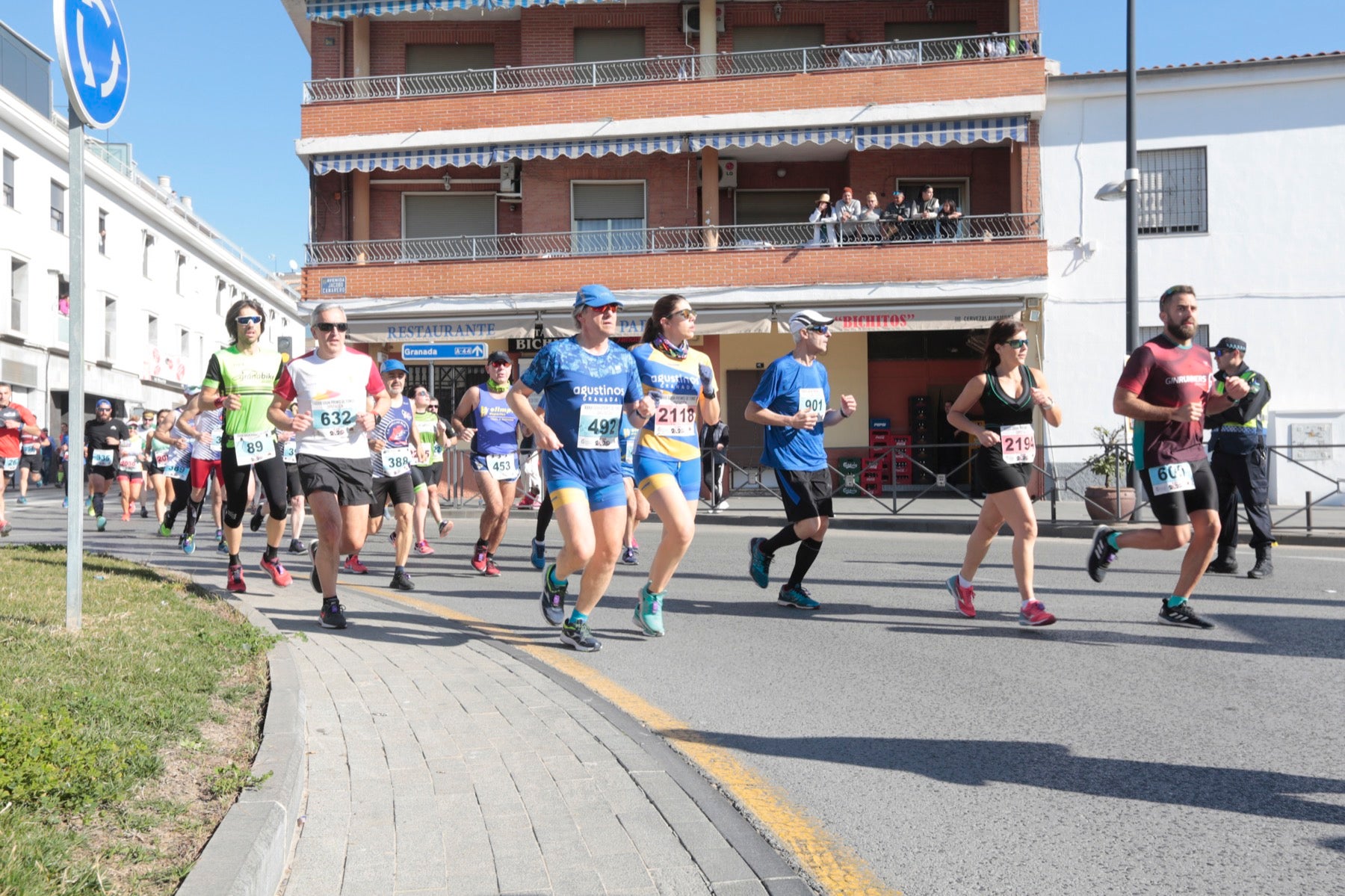 Manuel Santiago vuelve a imponerse en categoría masculina mientras que Zhor El Amrani vence con autoridad en categoría femenina