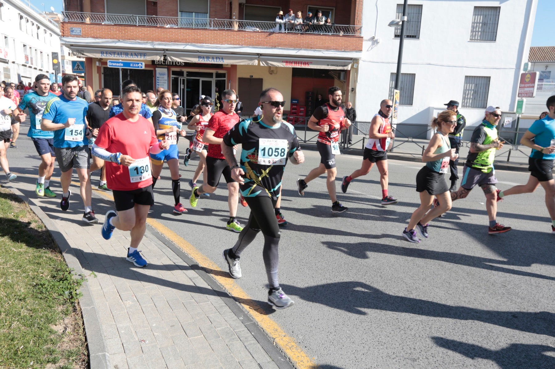Manuel Santiago vuelve a imponerse en categoría masculina mientras que Zhor El Amrani vence con autoridad en categoría femenina