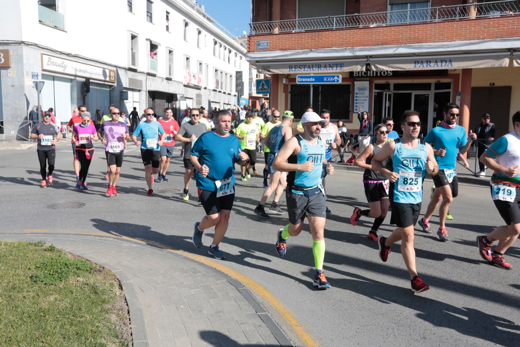 Manuel Santiago vuelve a imponerse en categoría masculina mientras que Zhor El Amrani vence con autoridad en categoría femenina