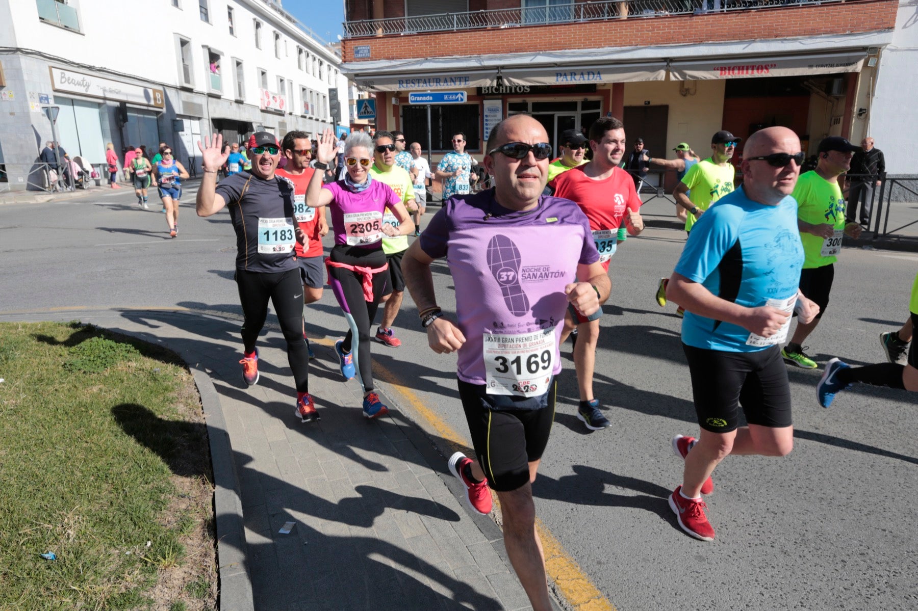 Manuel Santiago vuelve a imponerse en categoría masculina mientras que Zhor El Amrani vence con autoridad en categoría femenina