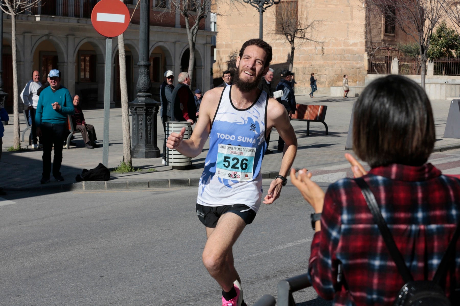 Manuel Santiago vuelve a imponerse en categoría masculina mientras que Zhor El Amrani vence con autoridad en categoría femenina