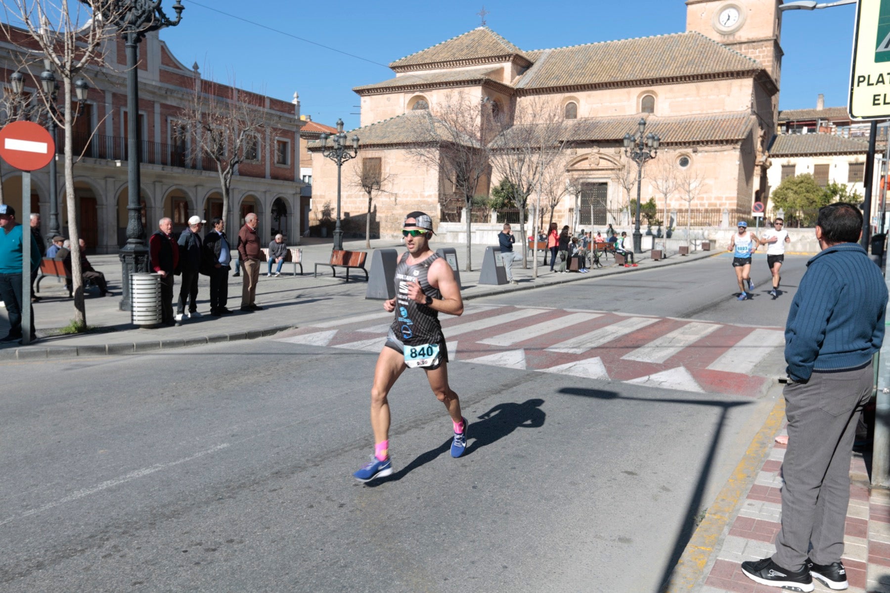 Manuel Santiago vuelve a imponerse en categoría masculina mientras que Zhor El Amrani vence con autoridad en categoría femenina