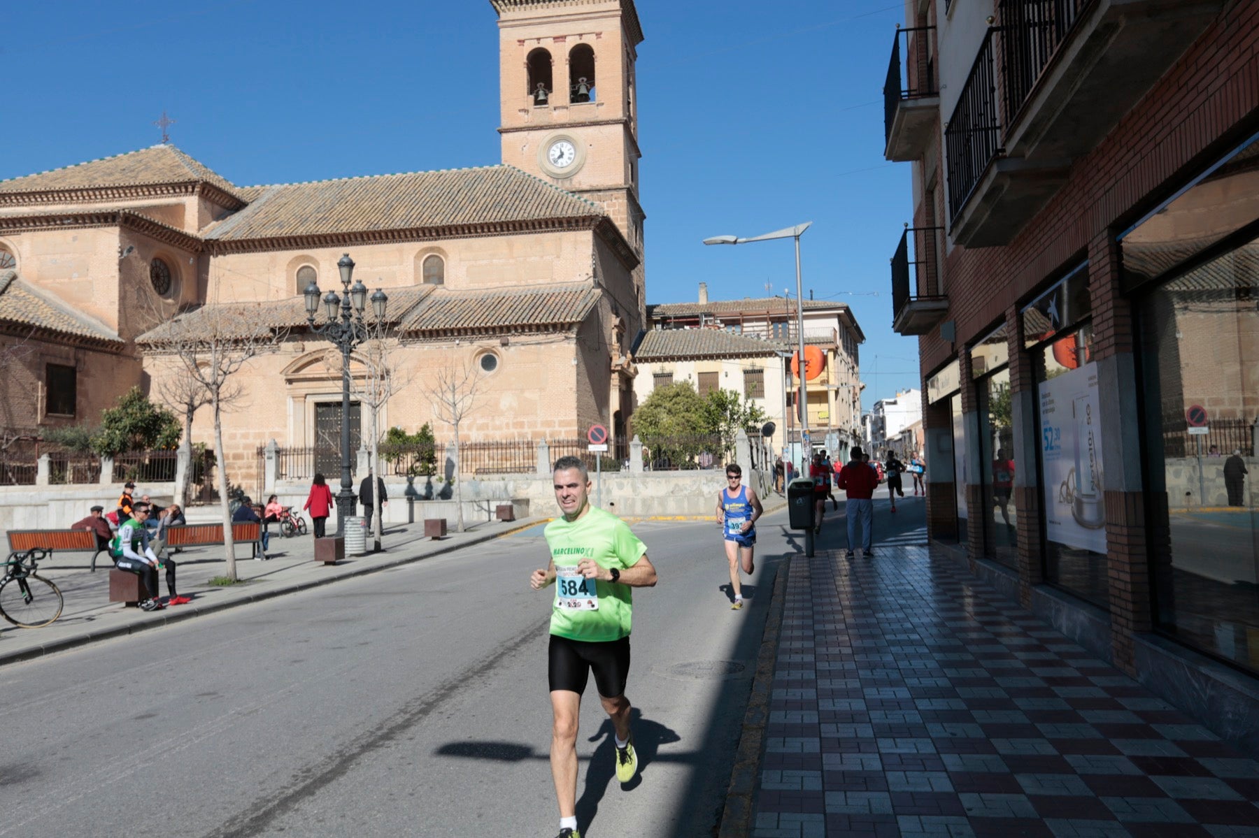 Manuel Santiago vuelve a imponerse en categoría masculina mientras que Zhor El Amrani vence con autoridad en categoría femenina