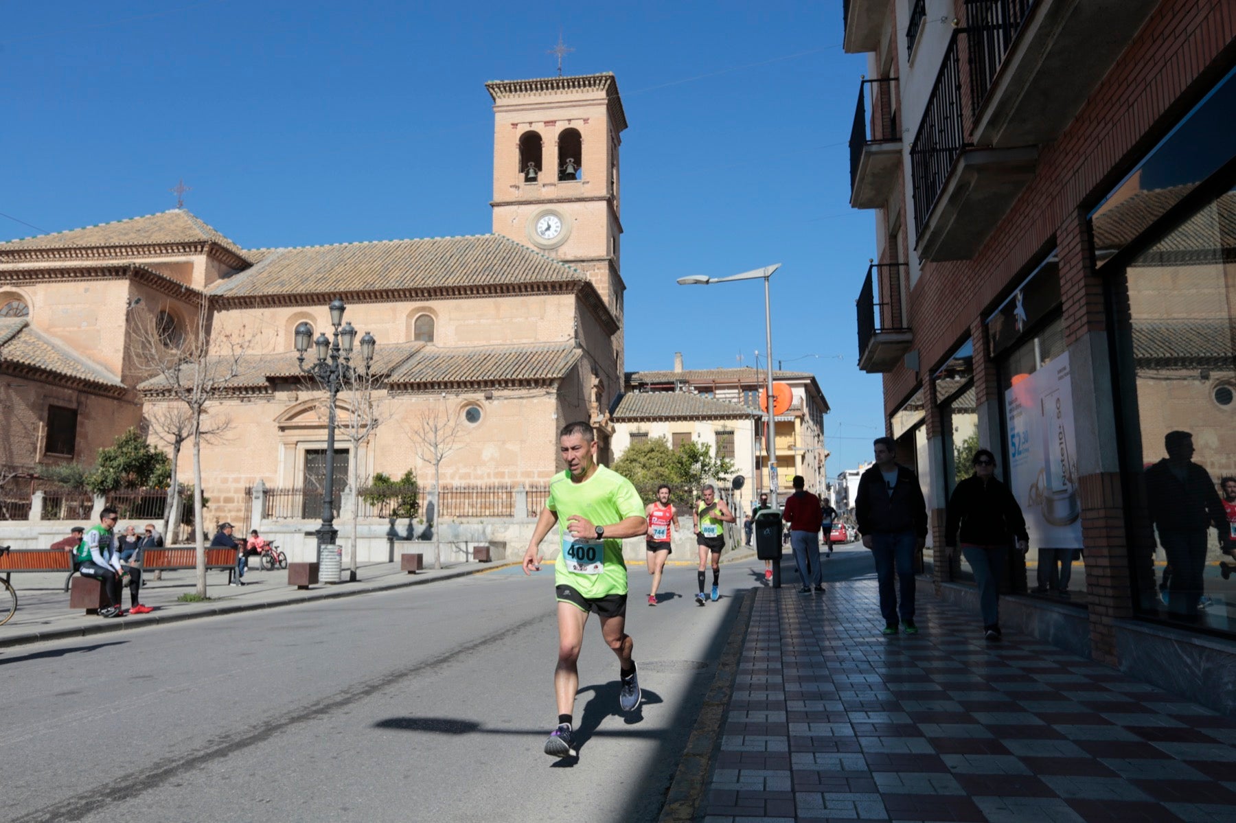 Manuel Santiago vuelve a imponerse en categoría masculina mientras que Zhor El Amrani vence con autoridad en categoría femenina