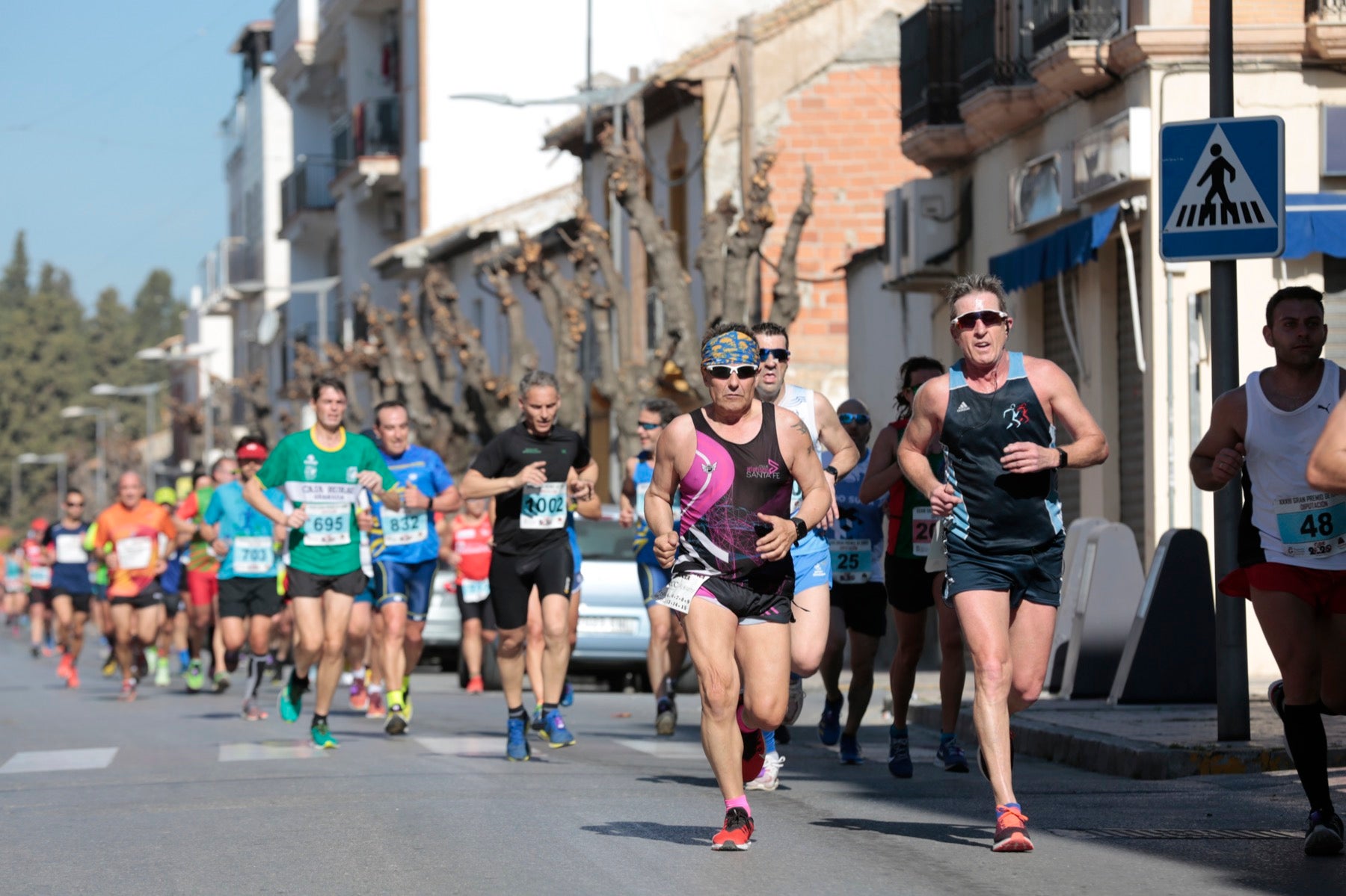 Manuel Santiago vuelve a imponerse en categoría masculina mientras que Zhor El Amrani vence con autoridad en categoría femenina
