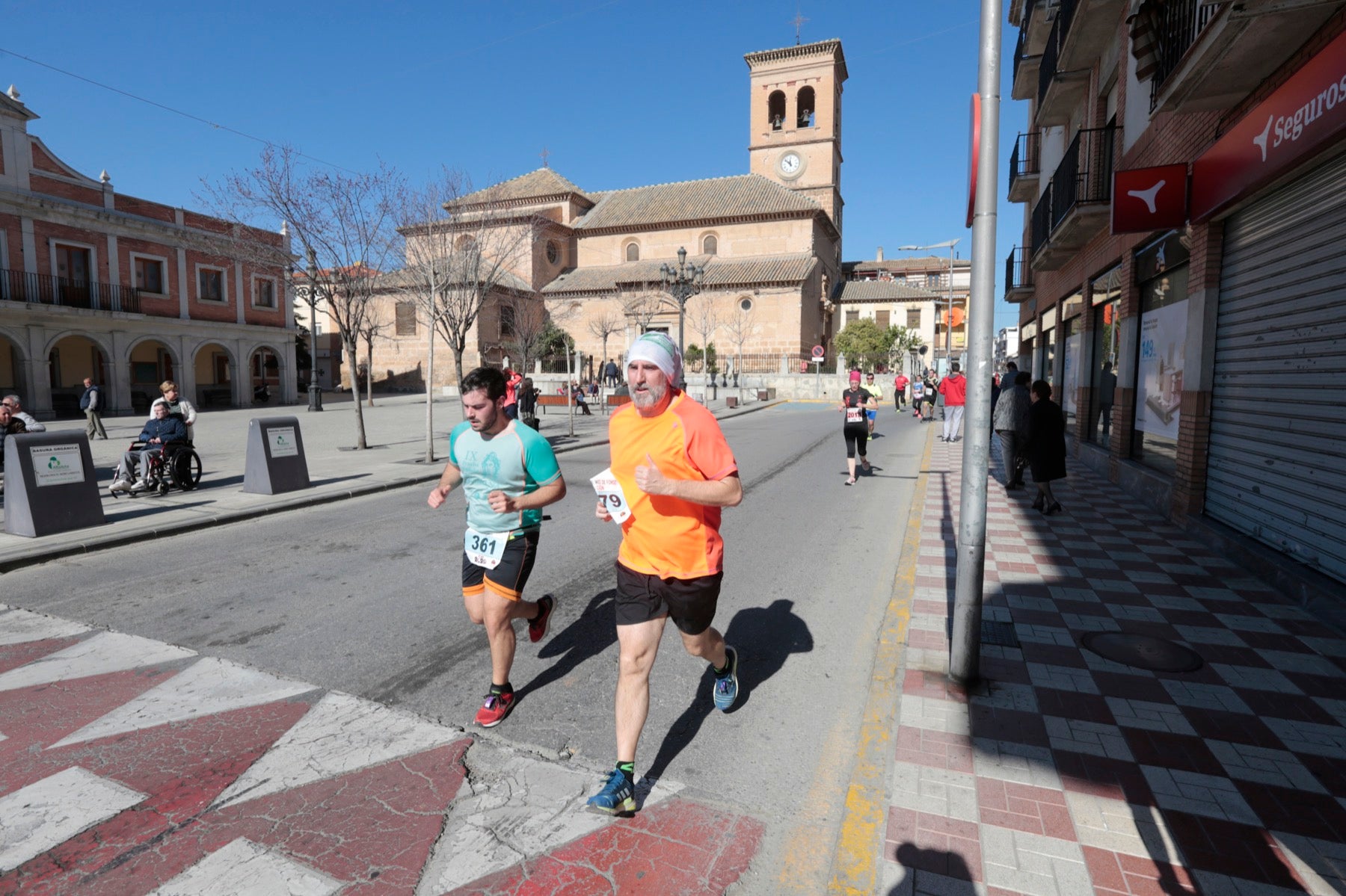 Manuel Santiago vuelve a imponerse en categoría masculina mientras que Zhor El Amrani vence con autoridad en categoría femenina
