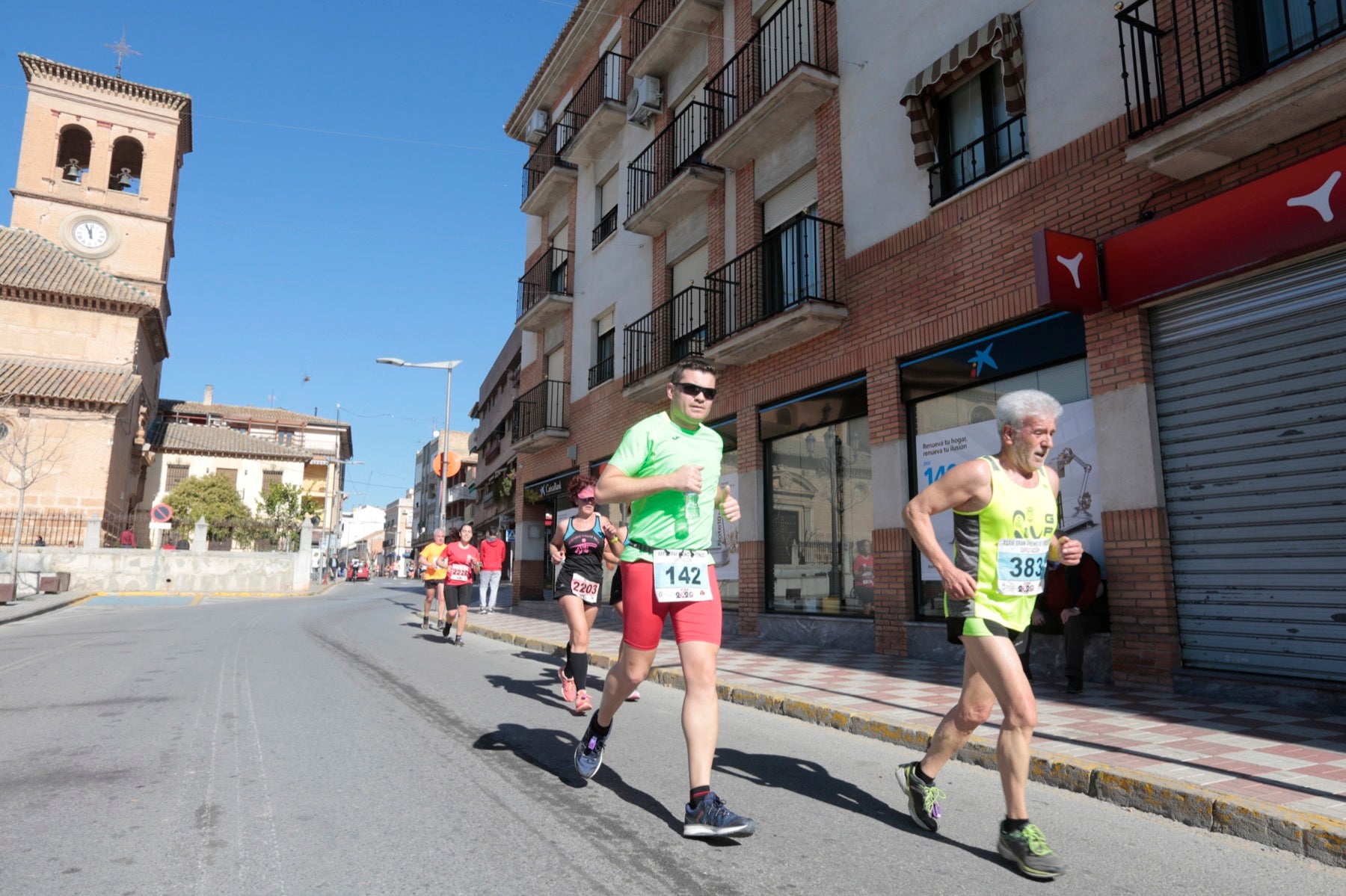 Manuel Santiago vuelve a imponerse en categoría masculina mientras que Zhor El Amrani vence con autoridad en categoría femenina