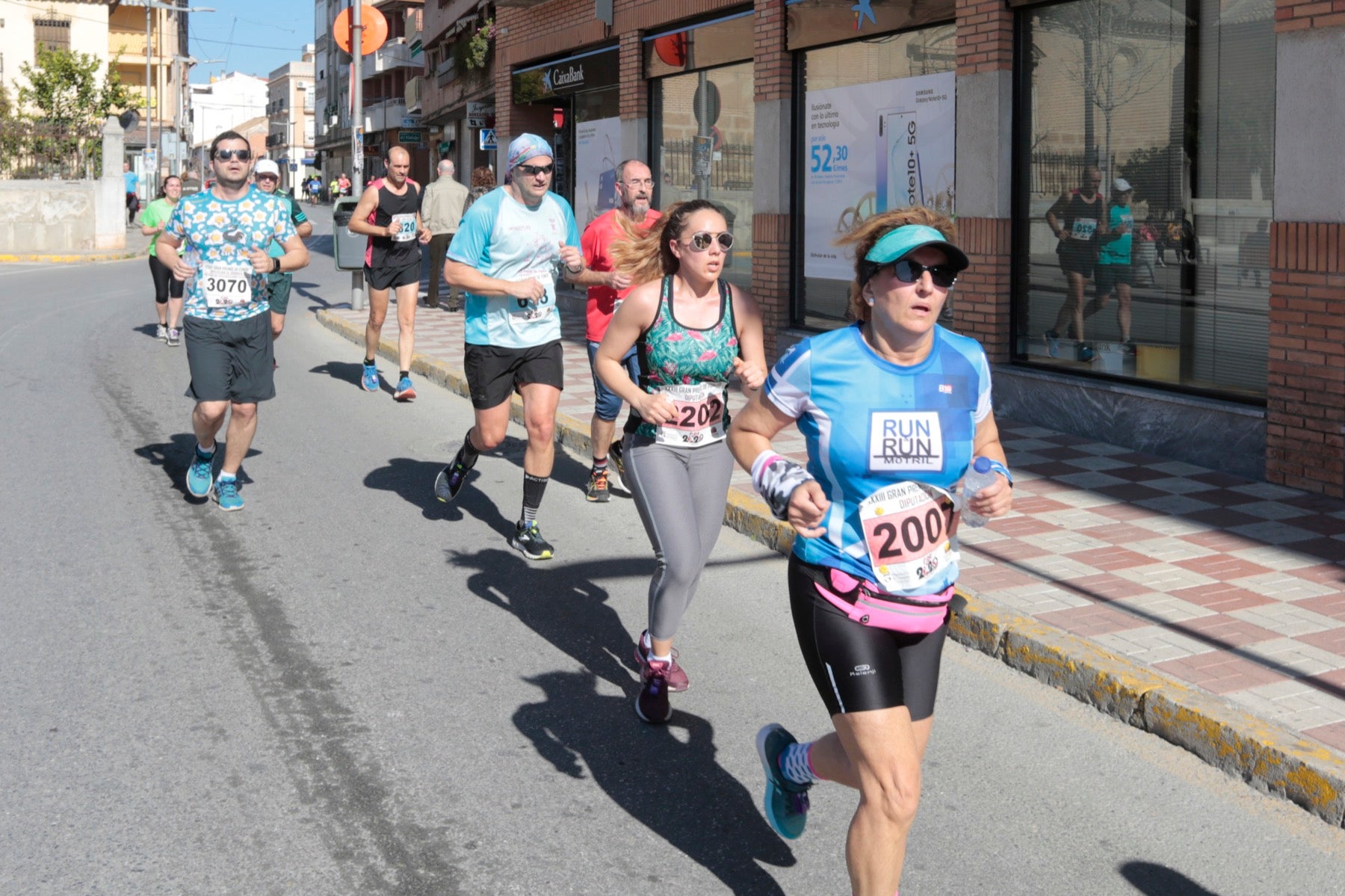 Manuel Santiago vuelve a imponerse en categoría masculina mientras que Zhor El Amrani vence con autoridad en categoría femenina