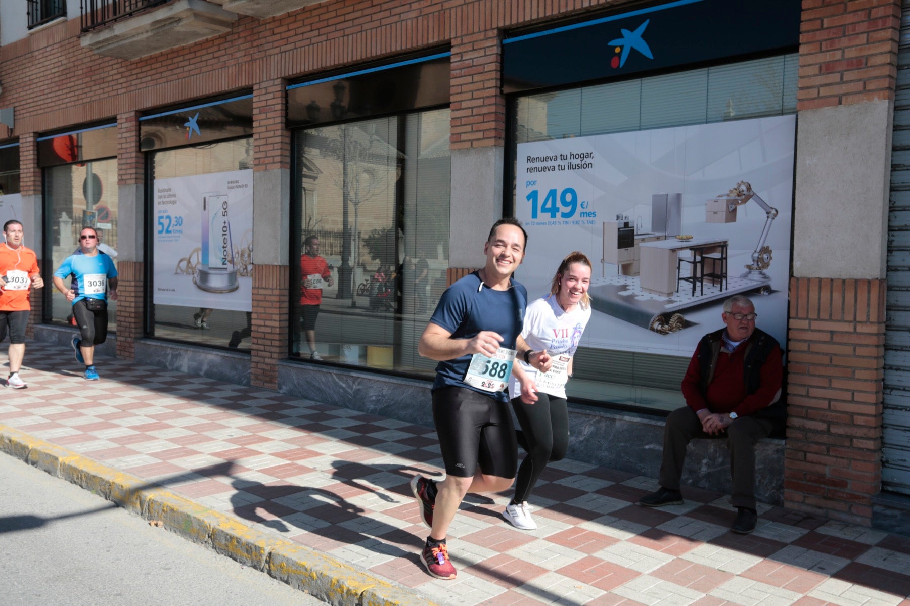 Manuel Santiago vuelve a imponerse en categoría masculina mientras que Zhor El Amrani vence con autoridad en categoría femenina