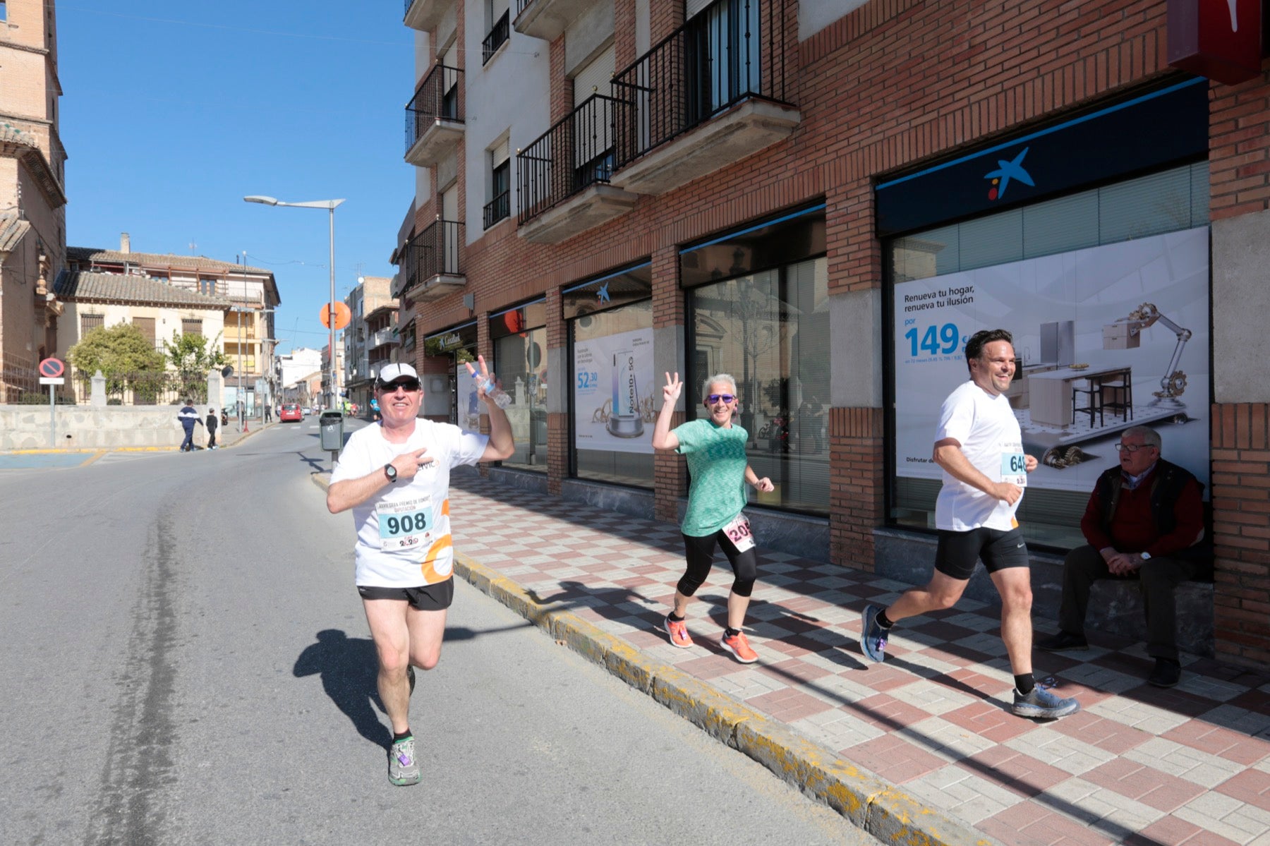 Manuel Santiago vuelve a imponerse en categoría masculina mientras que Zhor El Amrani vence con autoridad en categoría femenina