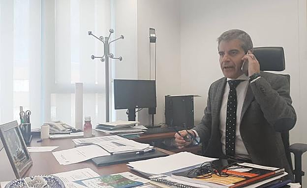 Díaz pide a la Subdelegación que levante un piquete que tiene bloqueado a los tractores