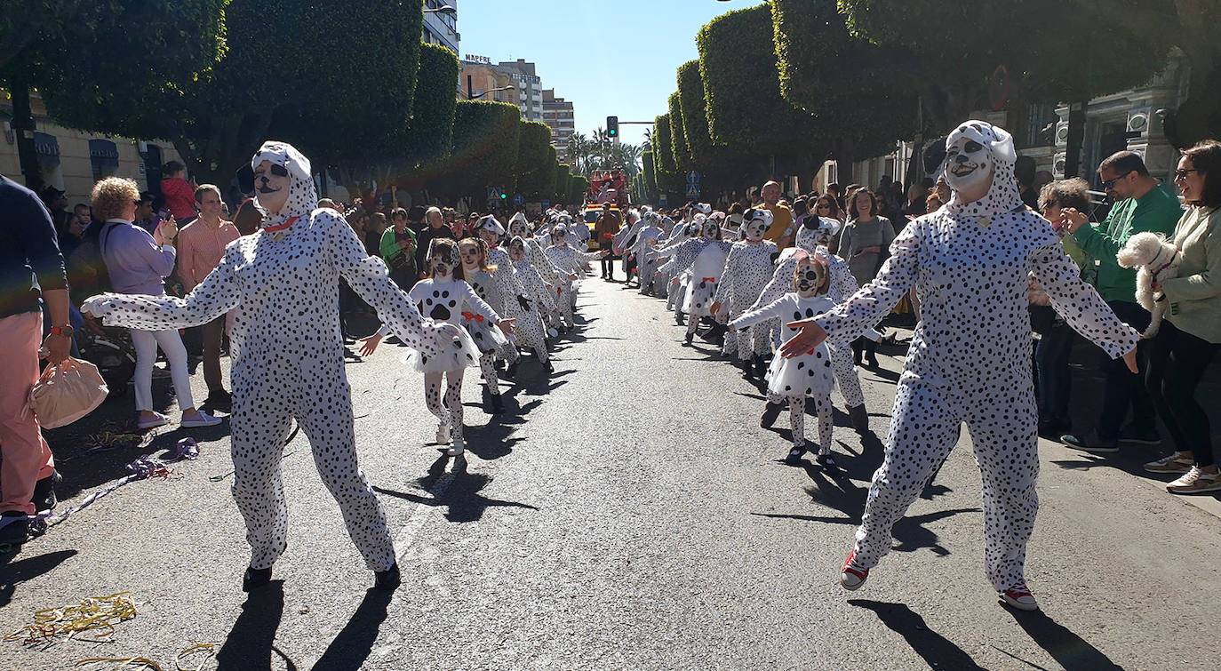 Nuevo éxito de participación en el desfile de Carnaval