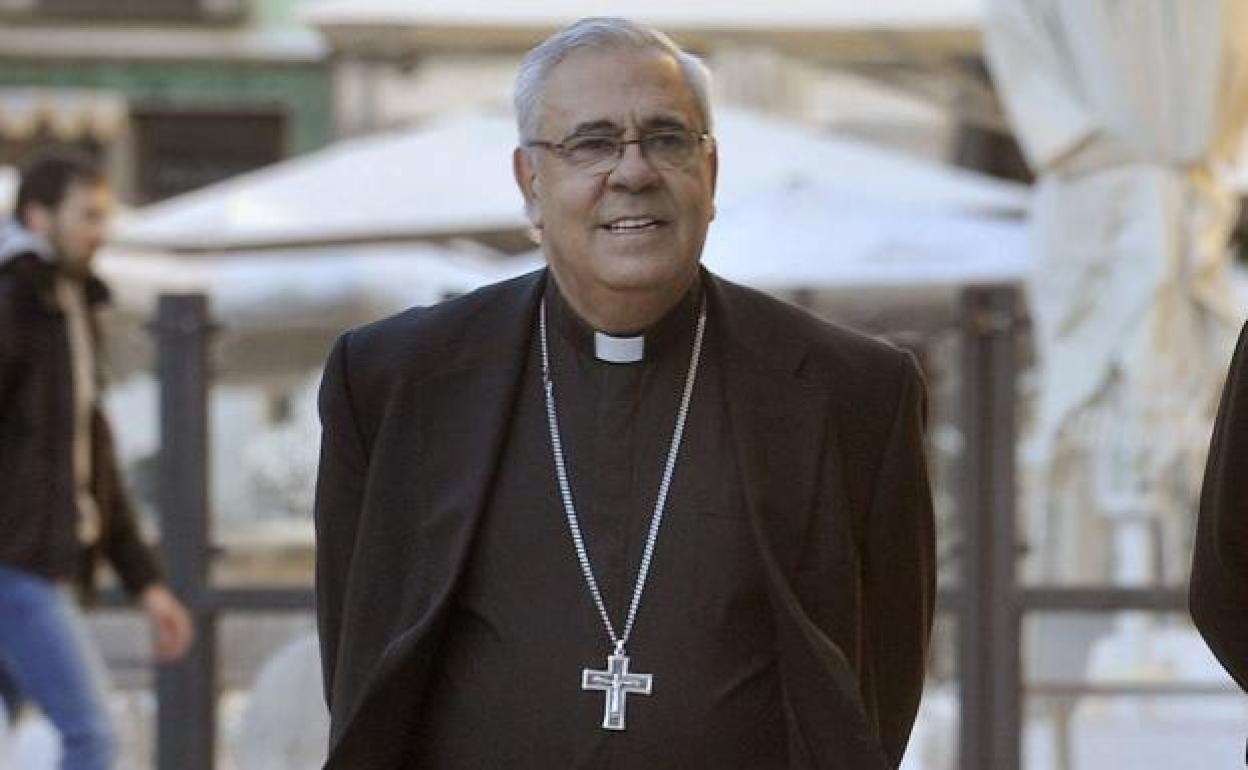 El arzobispo de Granada, Javier Martínez. 