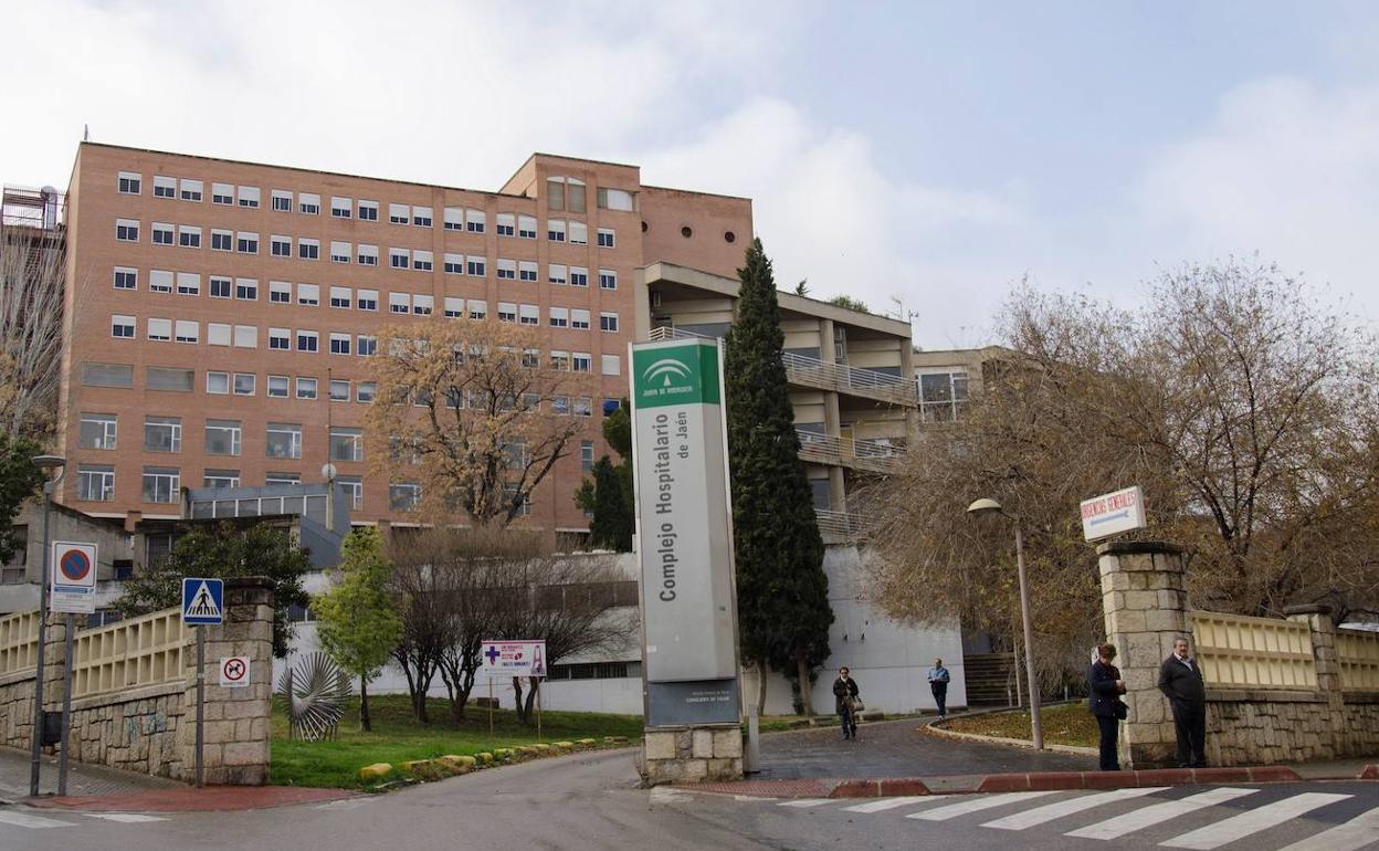 Vista exterior del Complejo Hospitalario de Jaén. 