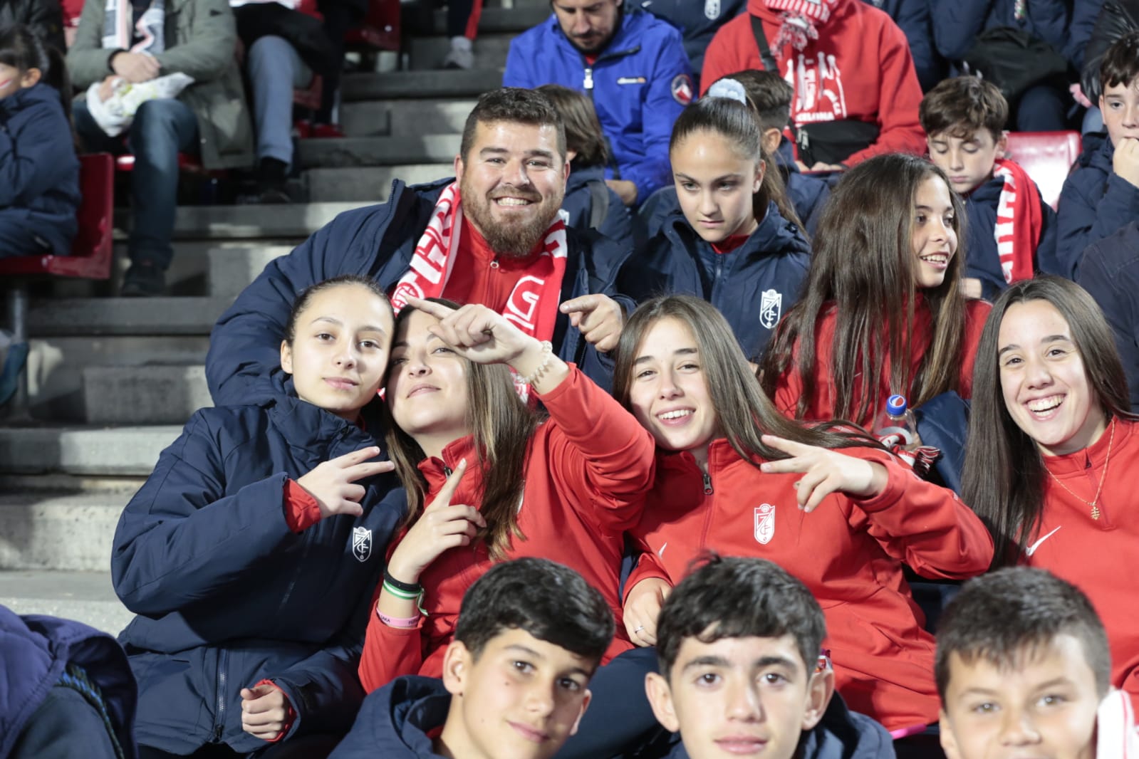 ¿Has ido a ver el duelo copero de este jueves? Aquí puedes bucarte en tu localidad en Los Cármenes