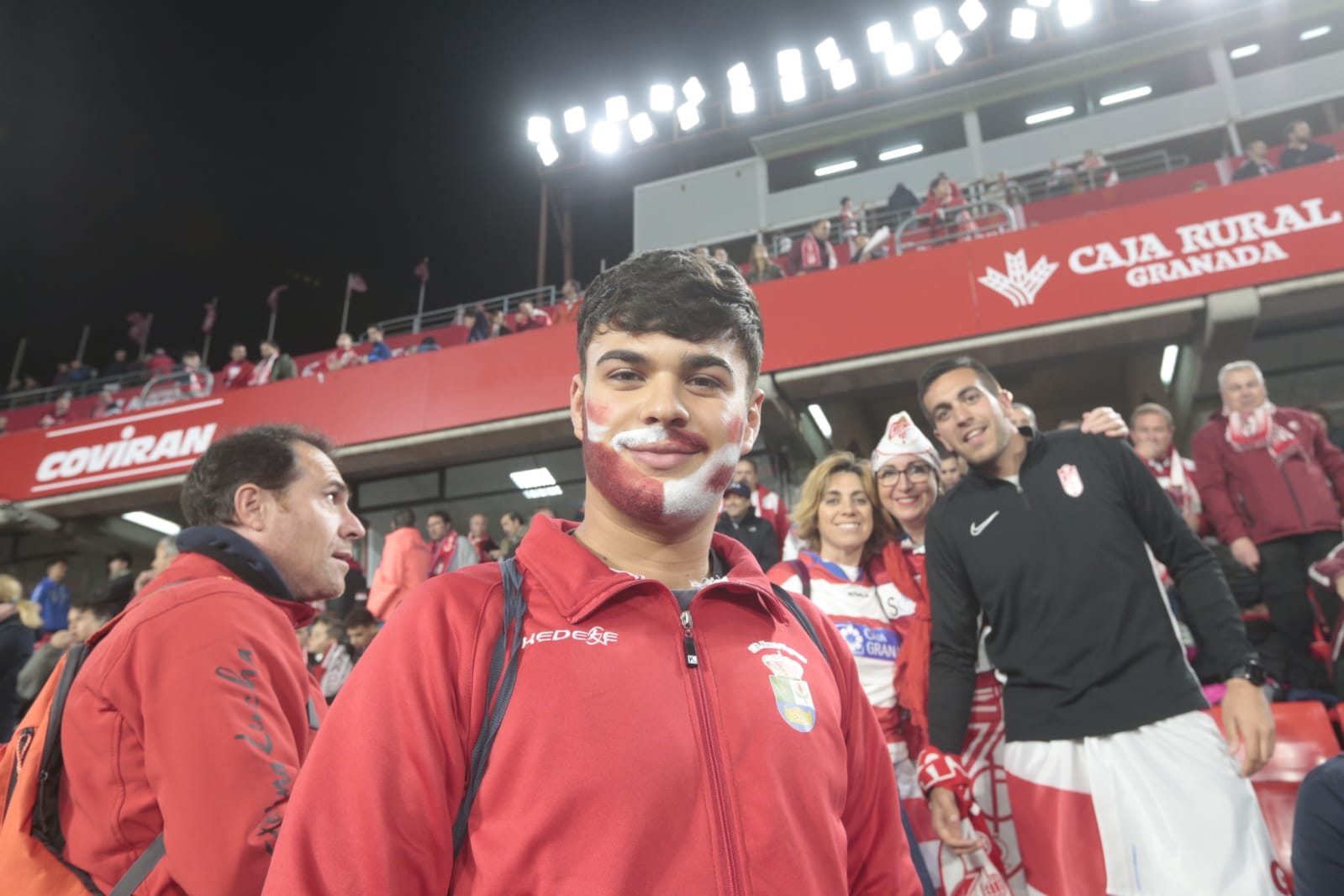 ¿Has ido a ver el duelo copero de este jueves? Aquí puedes bucarte en tu localidad en Los Cármenes