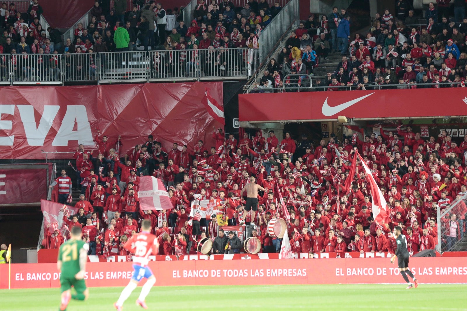 ¿Has ido a ver el duelo copero de este jueves? Aquí puedes bucarte en tu localidad en Los Cármenes