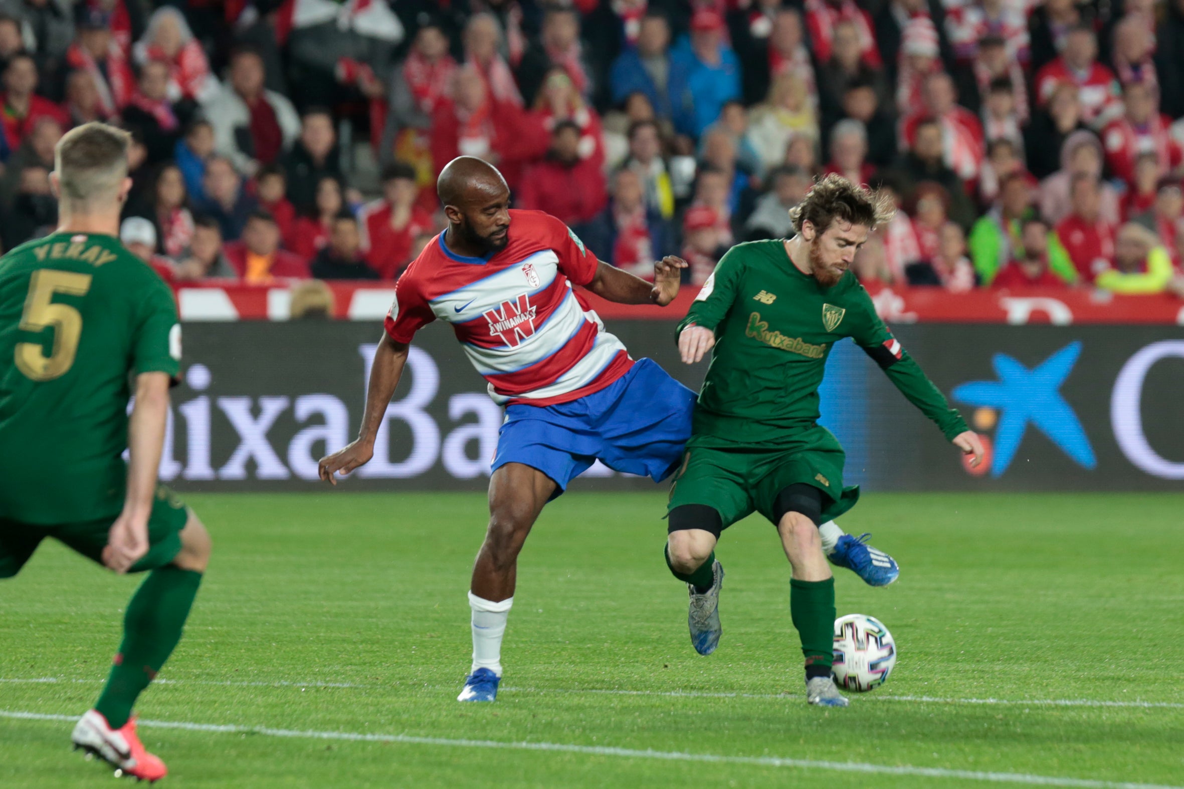 Las mejores imágenes de los momentos más destacados del duelo copero en Los Cármenes