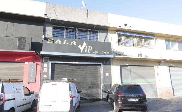 Matan a un hombre de 36 años de varios disparos en un pub de Albolote 