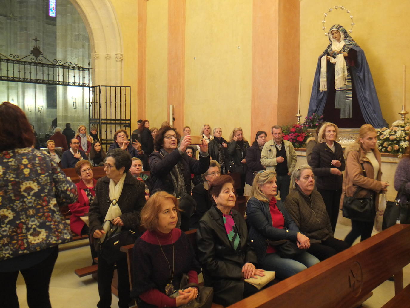 Fotos: Devoción y fe a los pies del Señor de Almería