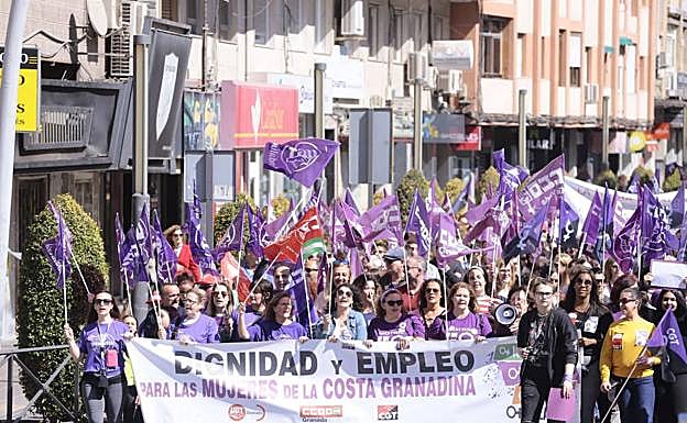 Las mujeres de la Costa también saben sacar músculo