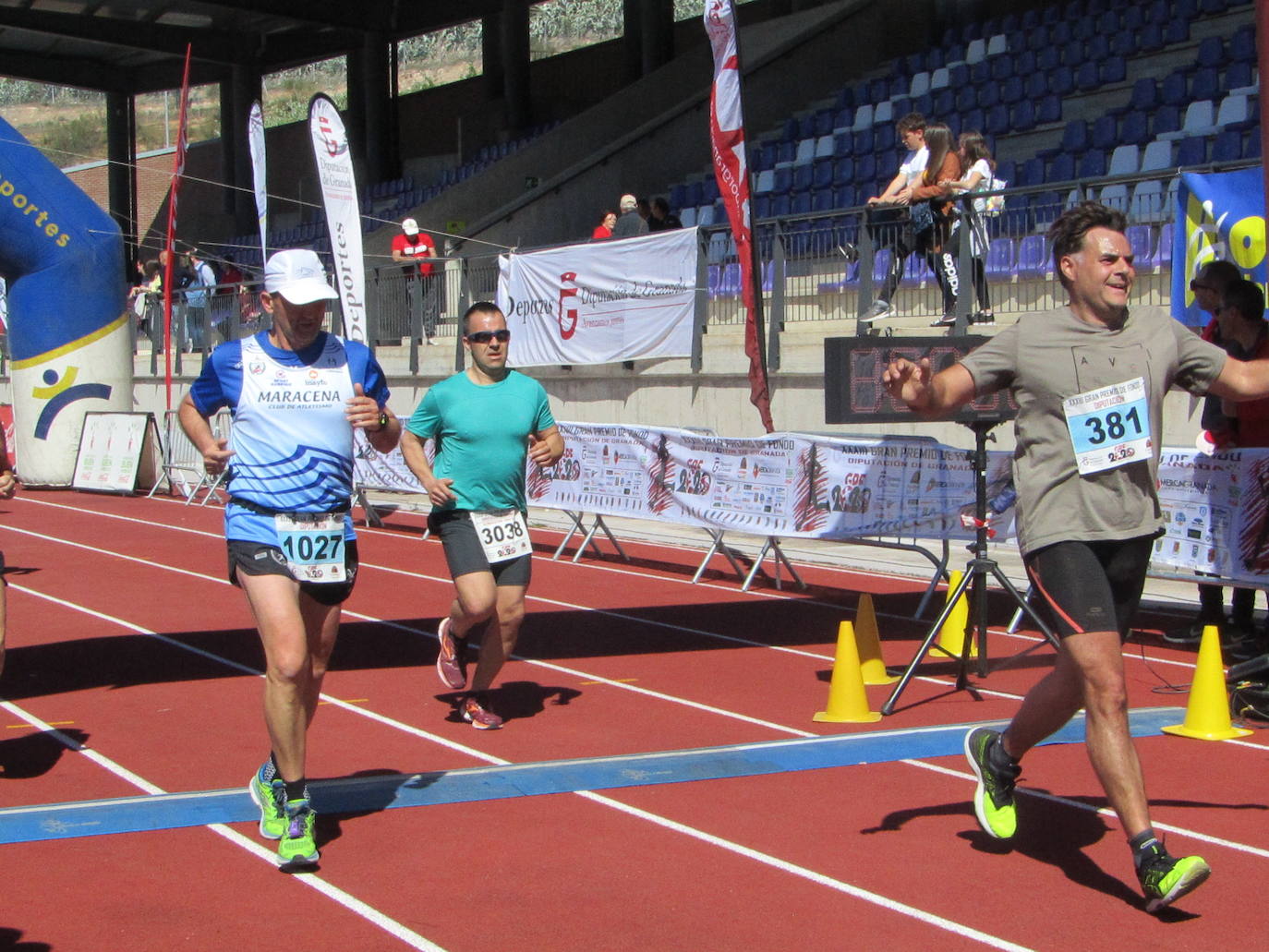 Fotos: Encuéntrate en la carrera de Loja del GP de Diputación (II)