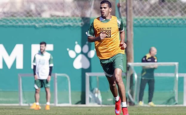 Jonathas, durante un entrenamiento reciente. 