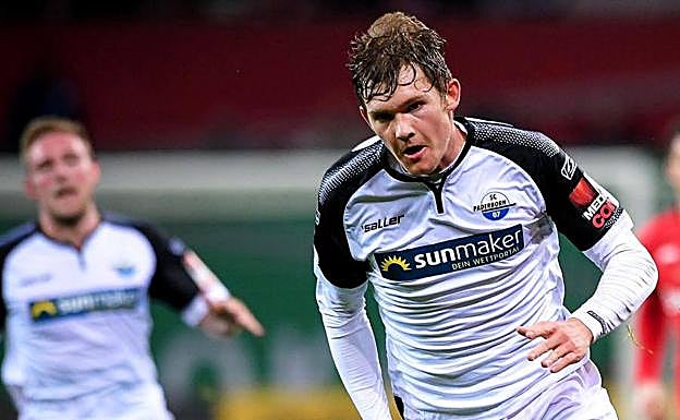 Luca Kilian, jugador del Paderborn. 