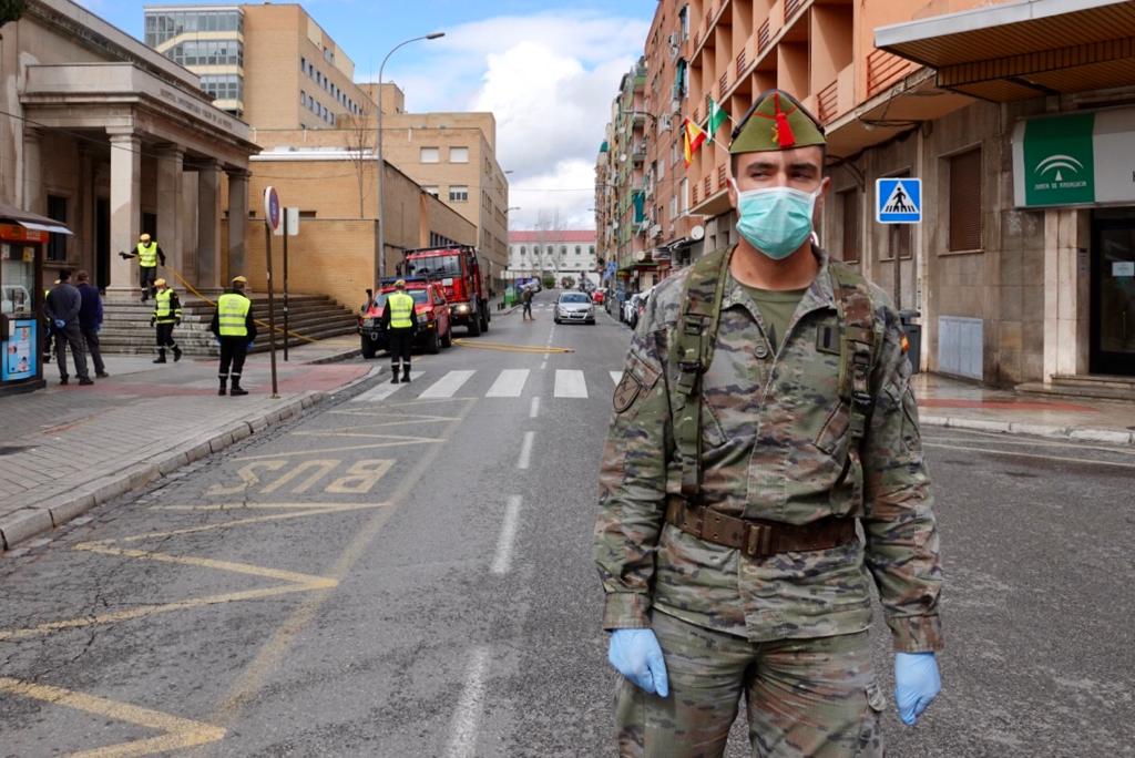 Los legionarios recorrerán la capital hoy para informar sobre la obligatoriedad de cumplir la normativa y vigilar las infraestructuras