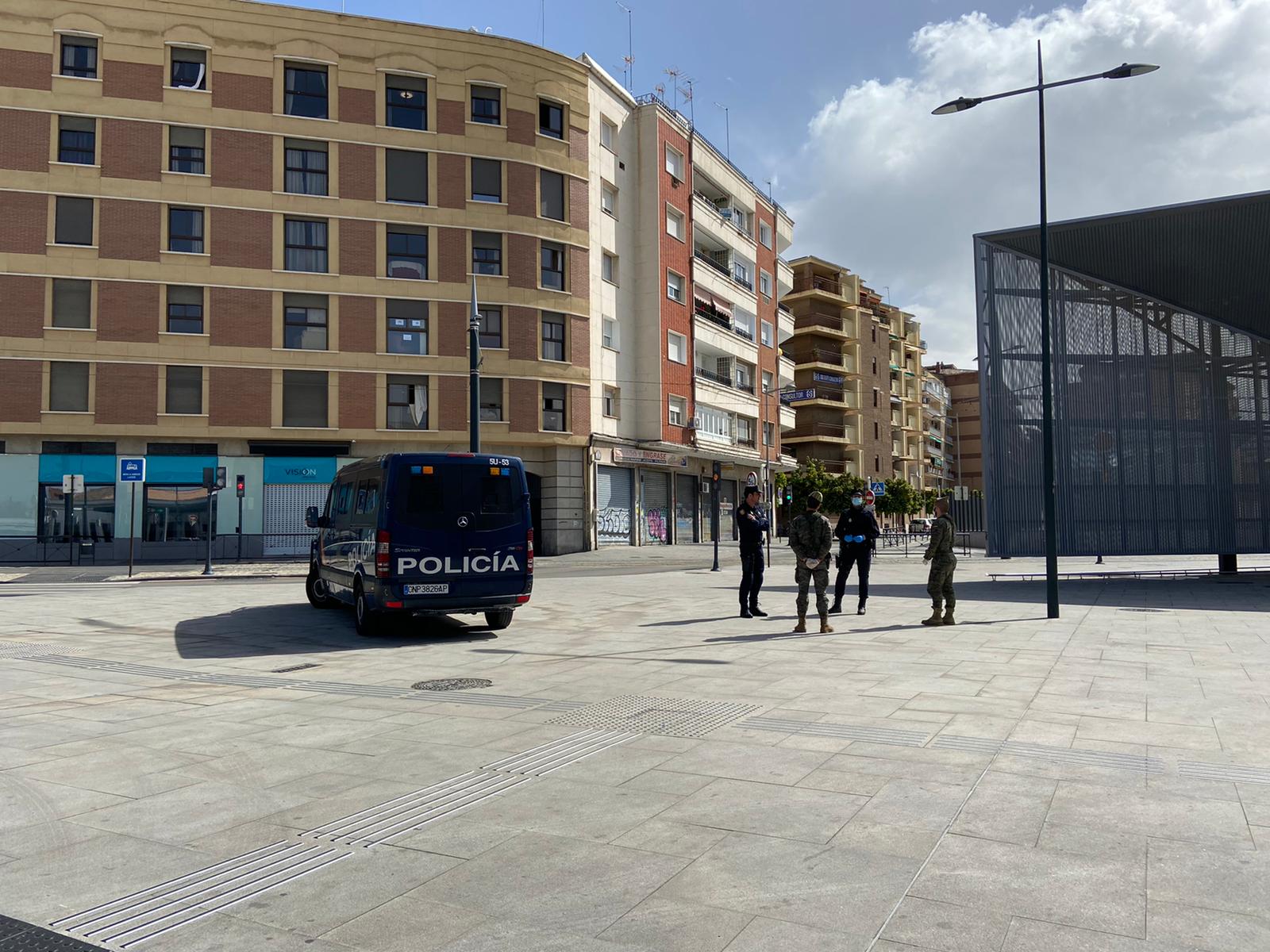 Siguen las imágenes de calles desiertas en la capital en pleno estado de alarma