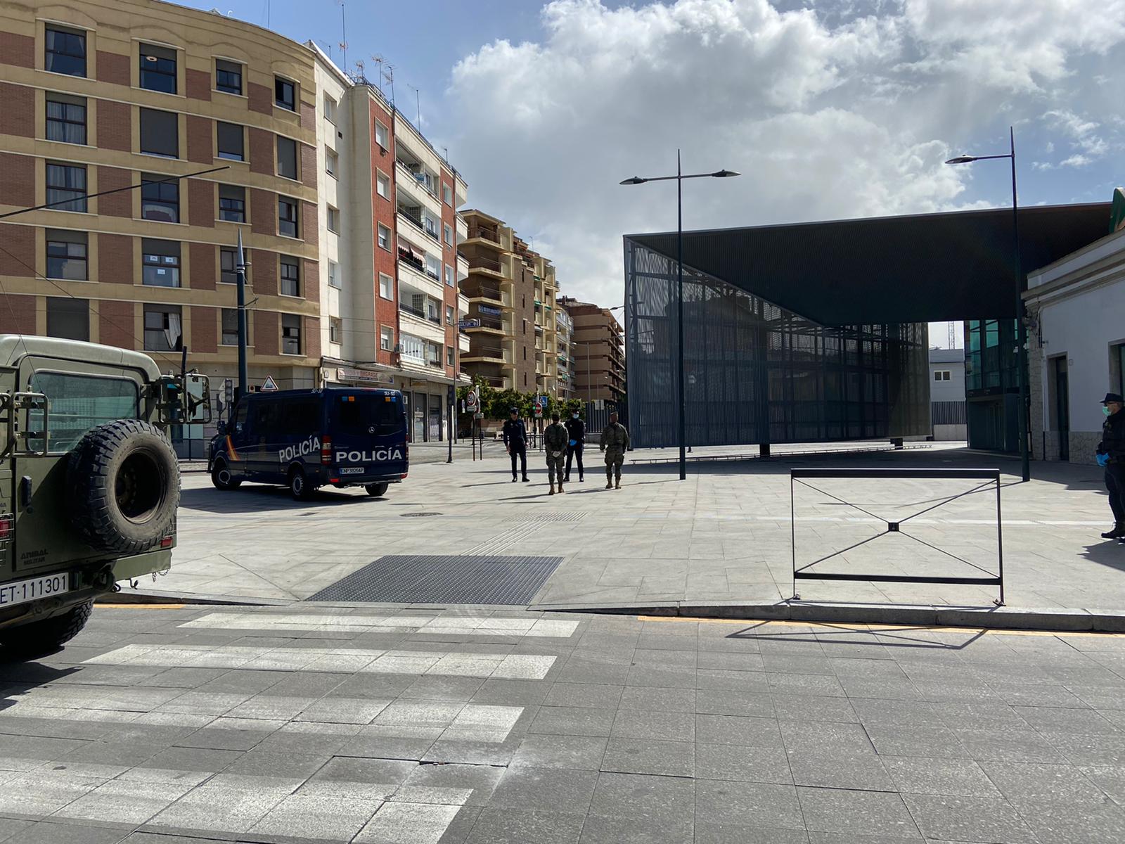 Siguen las imágenes de calles desiertas en la capital en pleno estado de alarma