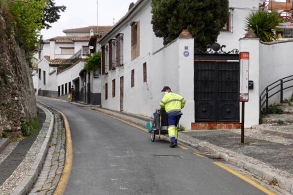 Siguen las imágenes de calles desiertas en la capital en pleno estado de alarma