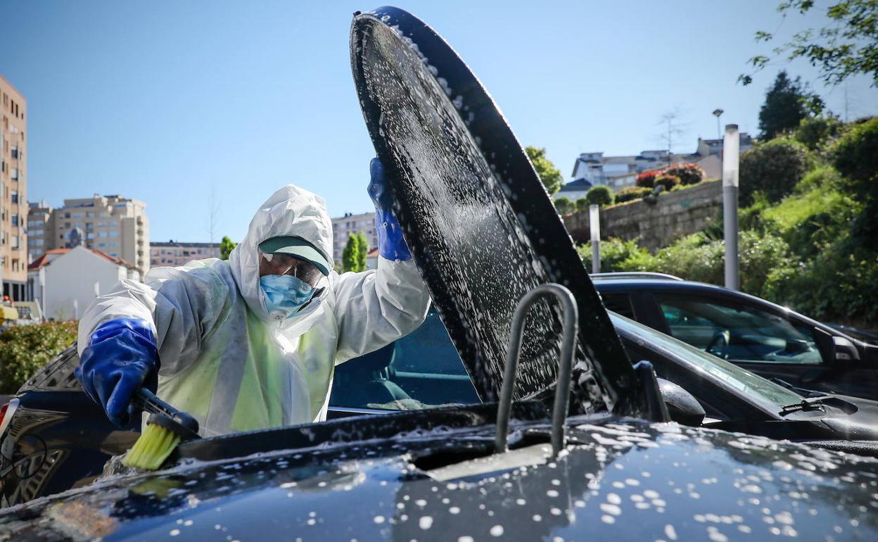 China cierra sus fronteras para evitar un rebrote del coronavirus