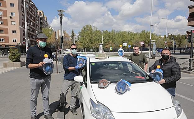 Algunas de las máscaras de buceo recibidas por los taxitsas de Granada.