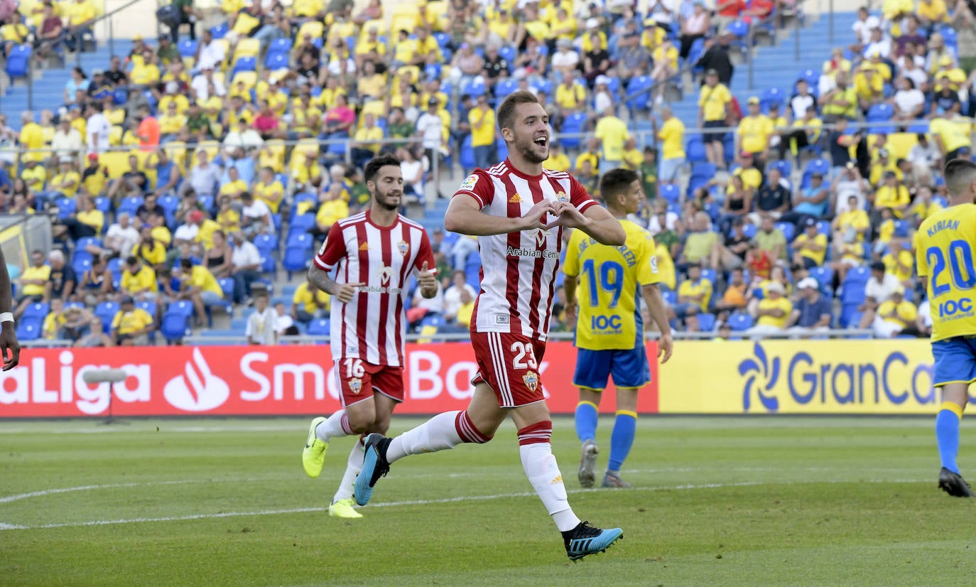Valentín Vada celebra el tercer gol marcado en Las Palmas. 
