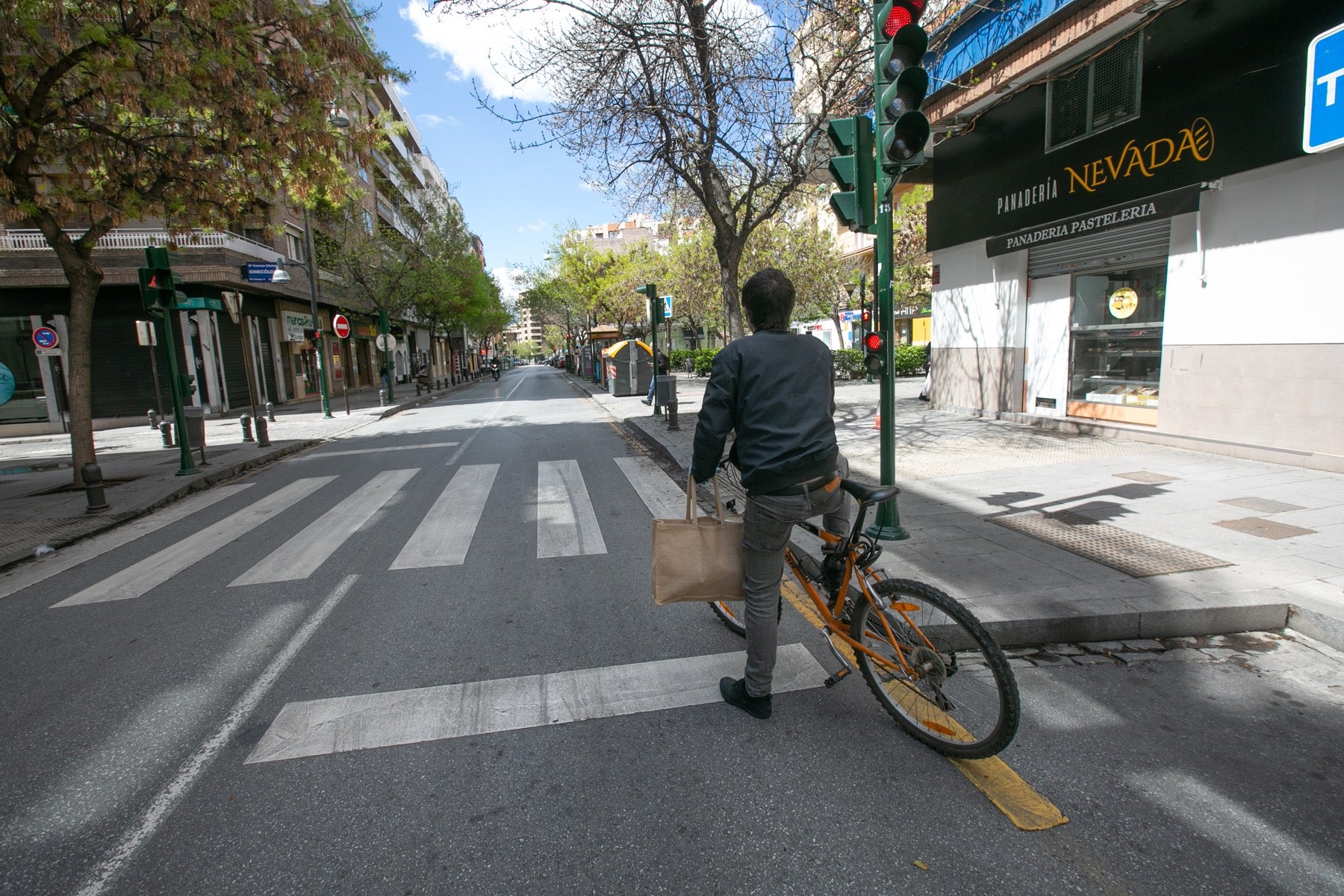 Así están las calles de la ciudad en otra jornada de cuarentena por la crisis del coronavirus