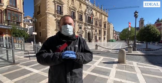 El periodista de IDEAL Javier F. Barrera visita Plaza Nueva y Calle Elvira para contarnos cómo vive el barrio el estado de alarma