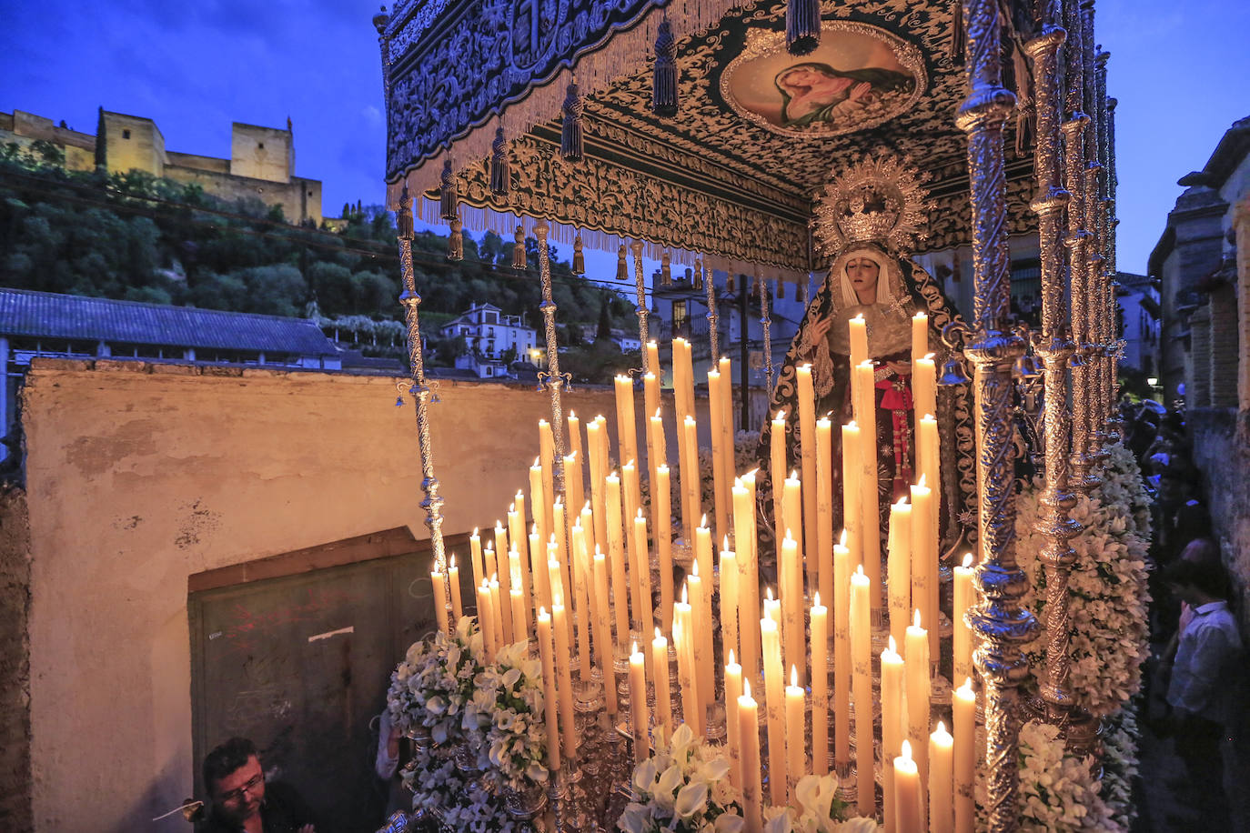 La Concha avanza en una anterior Semana Santa.