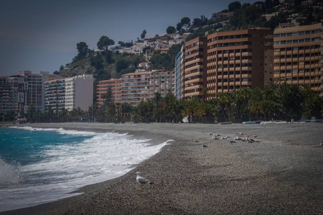 Inéditas estampas en este Sábado Santo en el litoral granadino