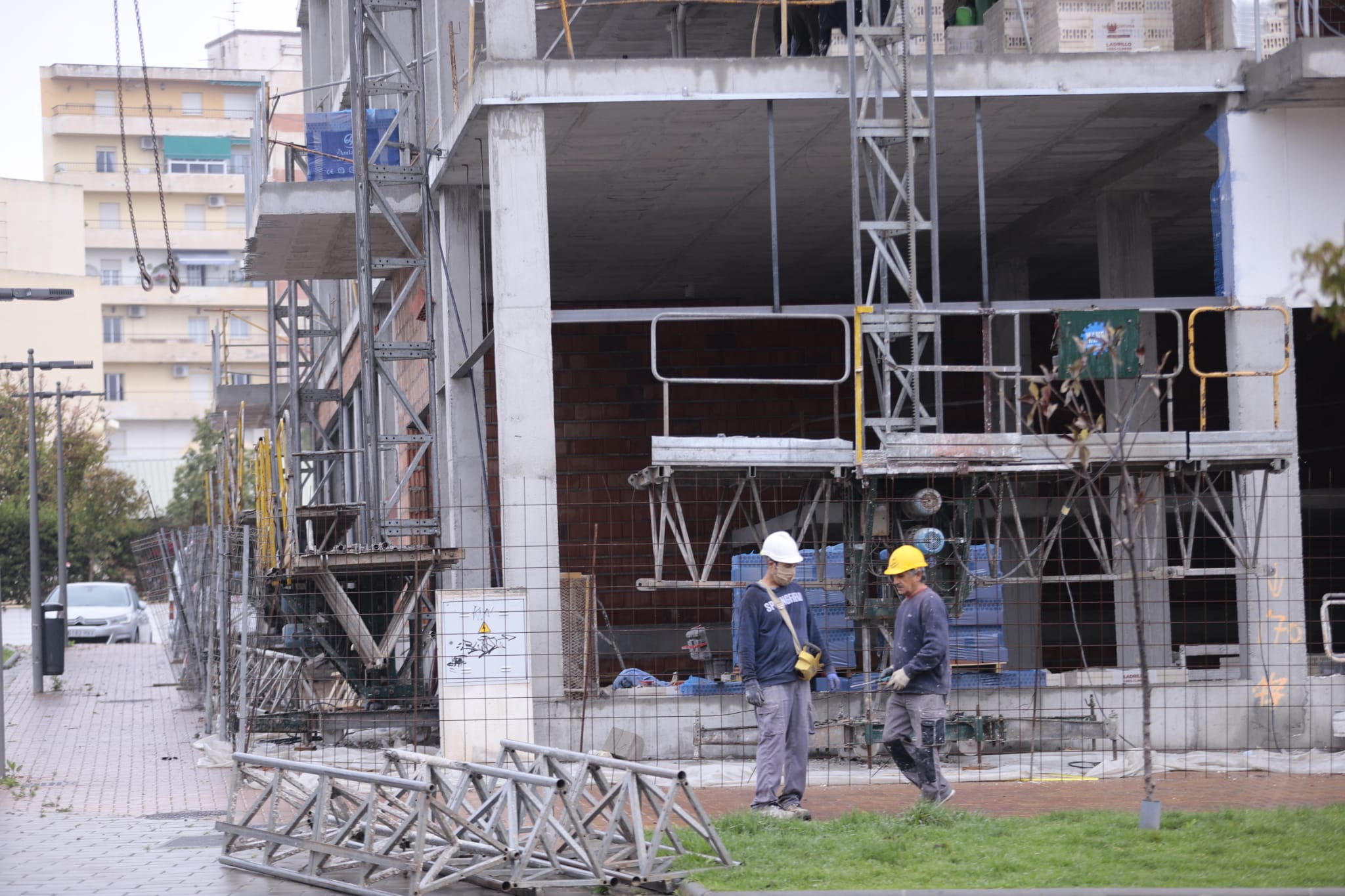 Así se está viviendo en las calles la vuelta al trabajo de construcción e industria