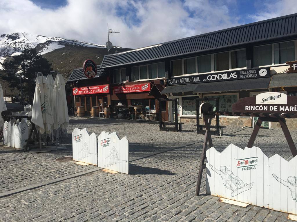 El aspecto de la zona dista mucho de ser el habitual. Sin embargo, ha recibido varios visitantes inesperados durante el estado de alarma