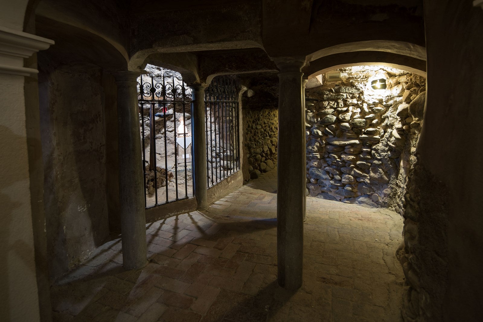 Abadía del Sacromonte. La antigua abadía, del siglo XVII, es otra pieza monumental cerrada al público por el coronavirus