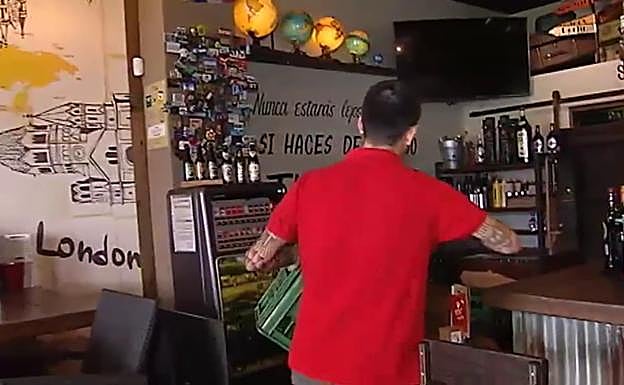 'Adopta un bar': así pretenden mantener abiertos los negocios en spaña